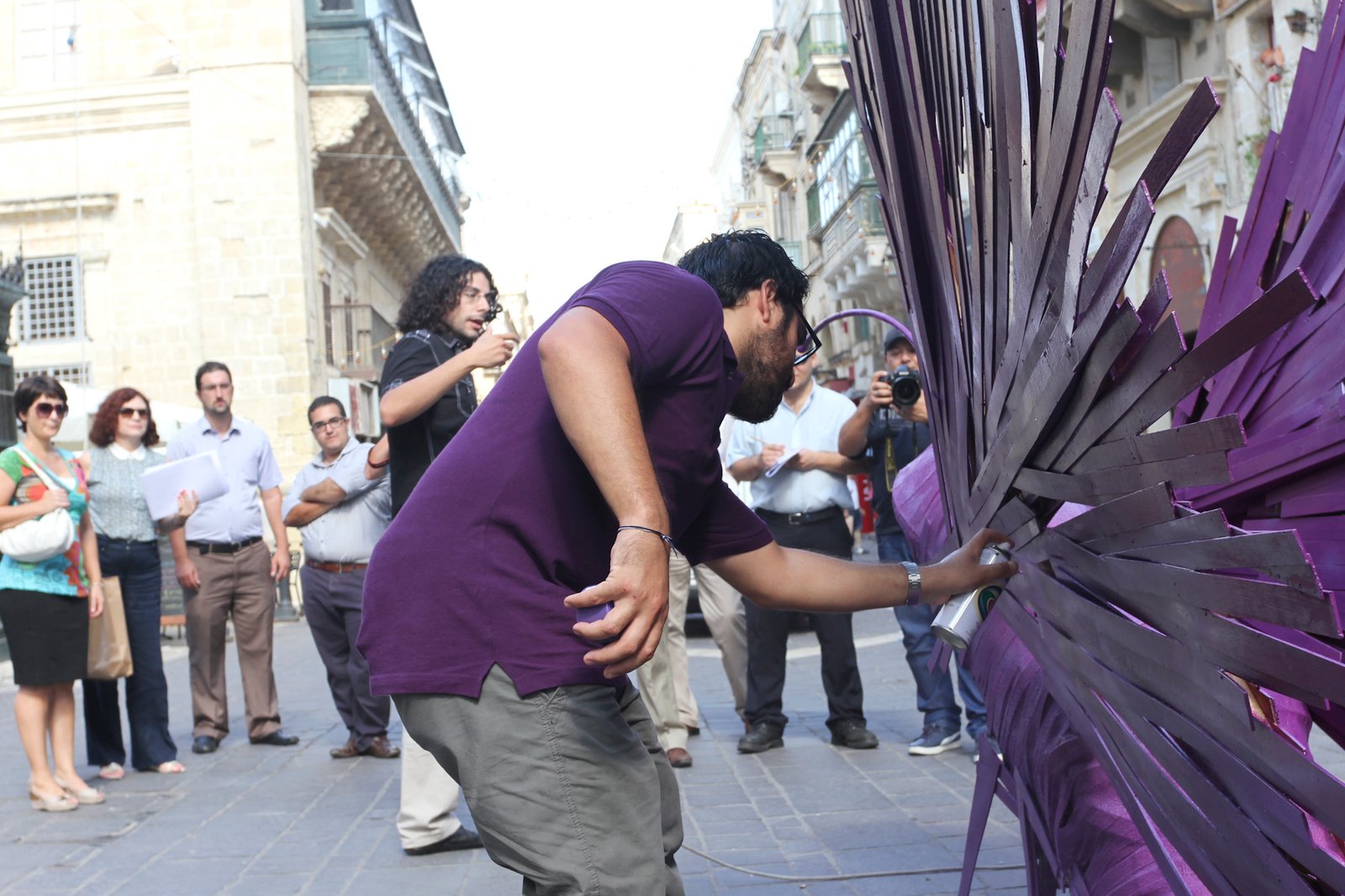 © Stiefnu applying final touches at Science in the City.